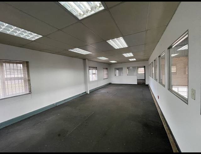 5,121M² FACTORY TO LET IN ISANDO